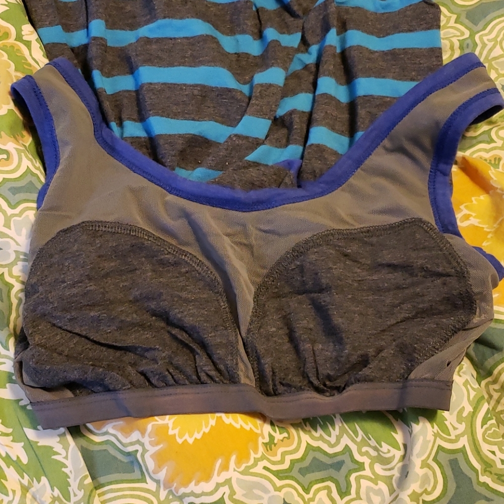 Calvin Klein Performance Tunic - Picture 7 of 8